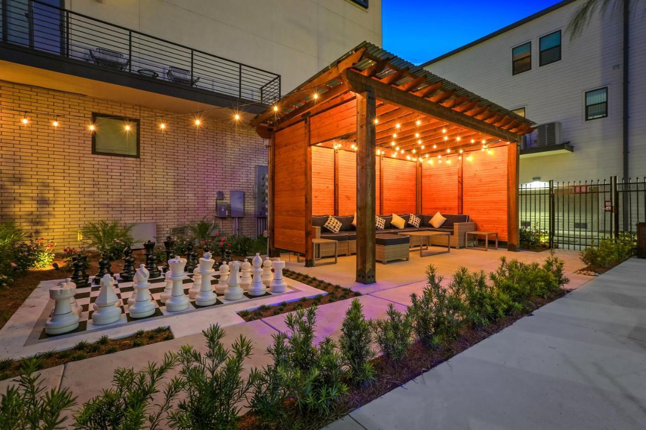 4br Townhouse In Bienville